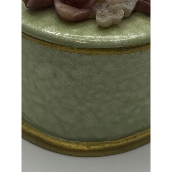 Handcrafted Dezine Floral Ceramic Trinket Box With Lid - Pastel Roses & Gold Tri - Picture 2 of 12